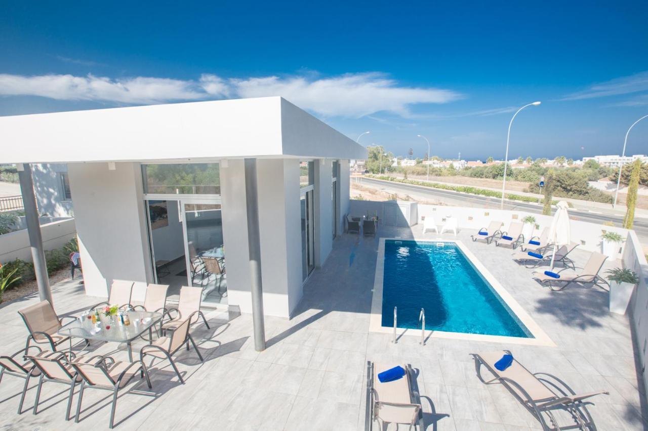 Polymnia Luxury Villas โปรทาราส ภายนอก รูปภาพ