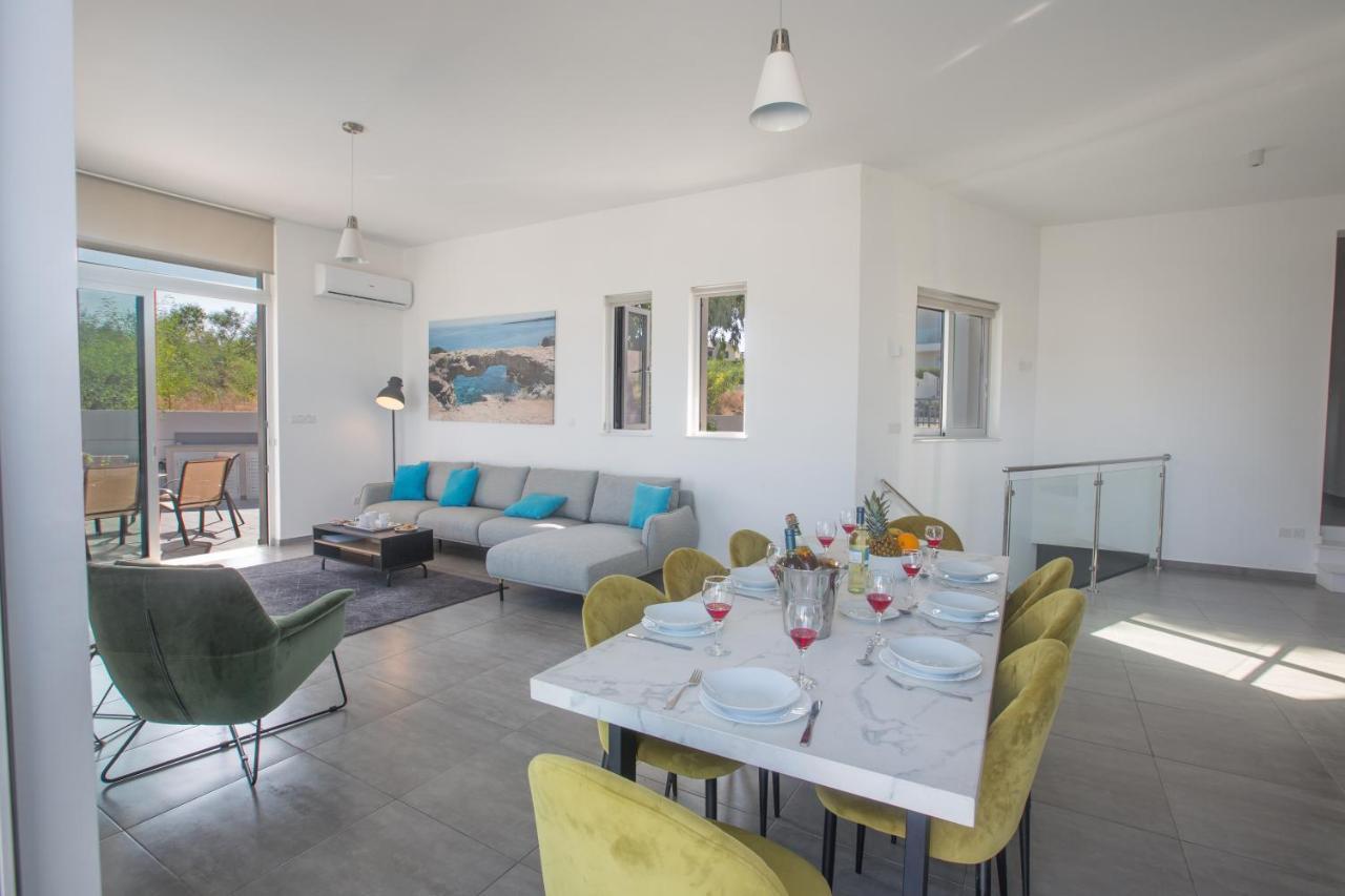 Polymnia Luxury Villas โปรทาราส ภายนอก รูปภาพ