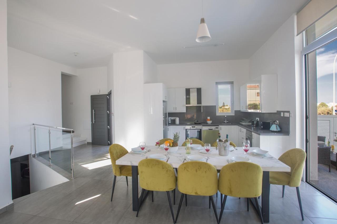 Polymnia Luxury Villas โปรทาราส ภายนอก รูปภาพ