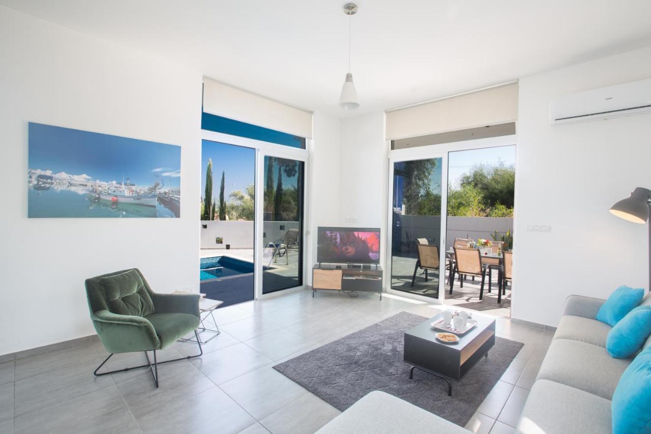 Polymnia Luxury Villas โปรทาราส ภายนอก รูปภาพ