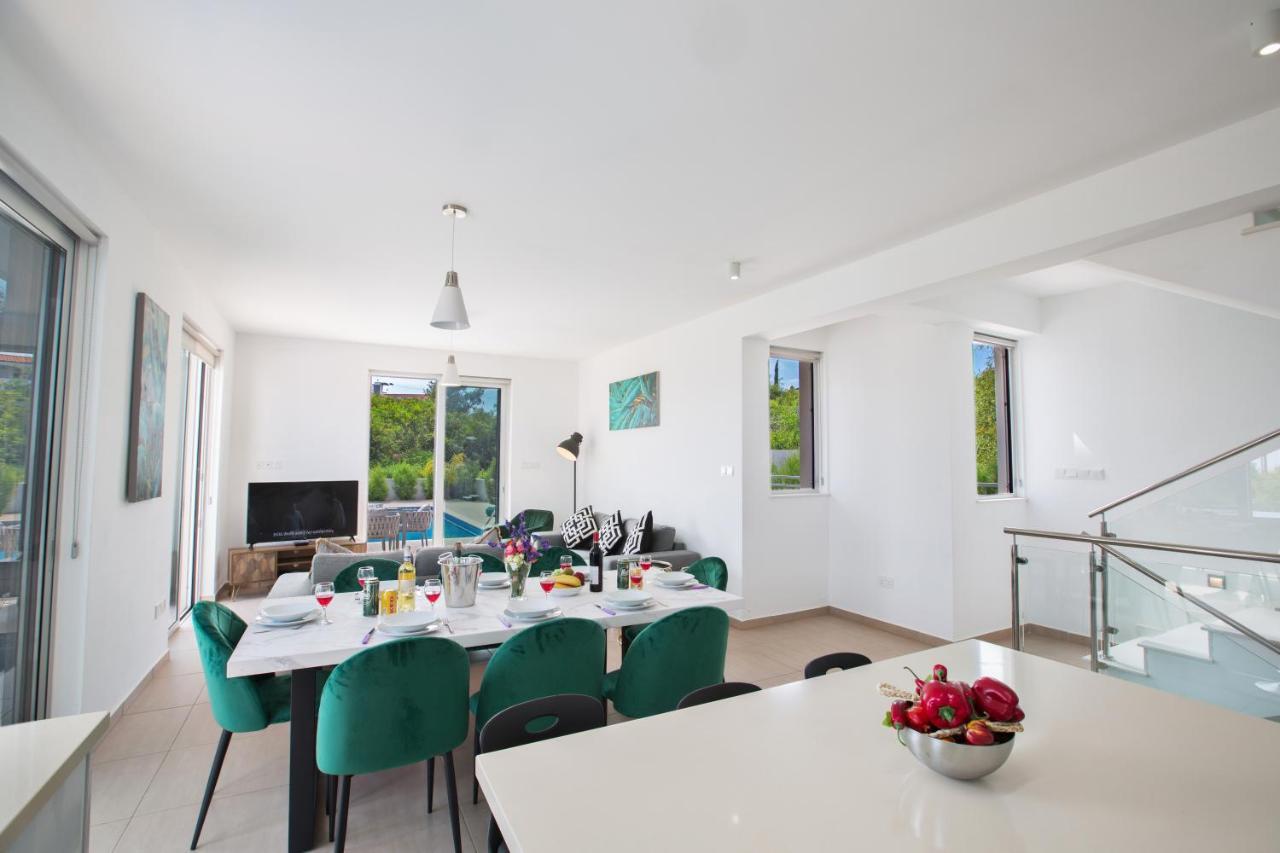 Polymnia Luxury Villas โปรทาราส ภายนอก รูปภาพ